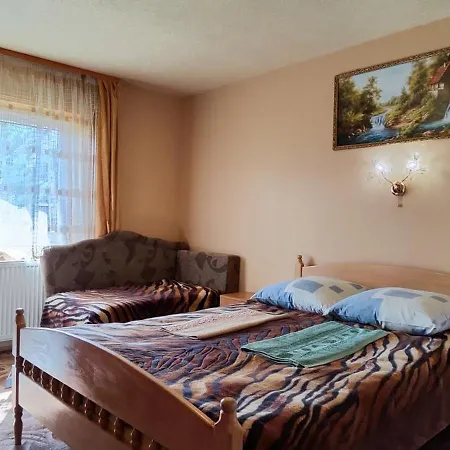 U Nazara Slavske