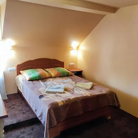 U Nazara Guest house