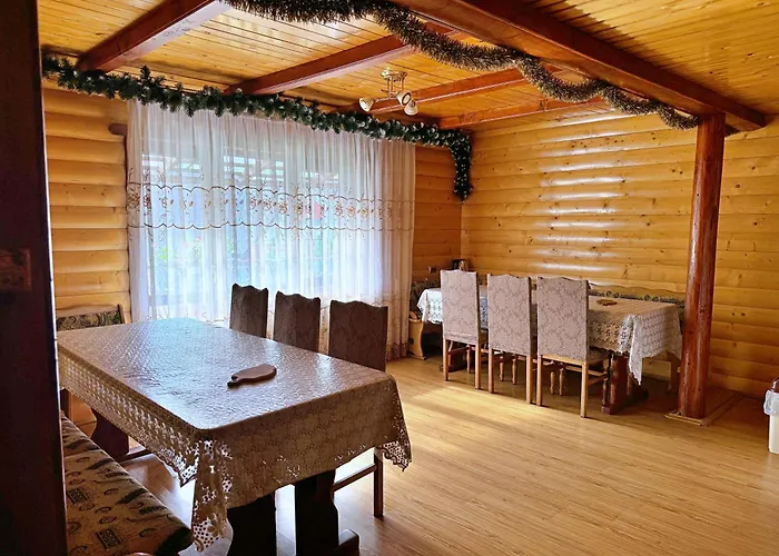 U Nazara Konukevi Slavske